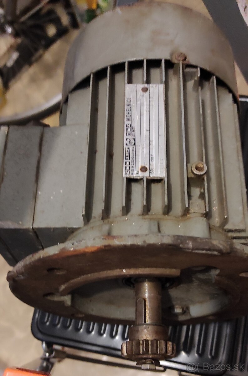 Motor elektrický - 2