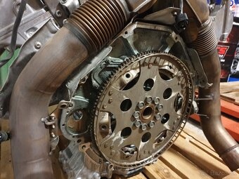 motor ALPINA B6 - 2