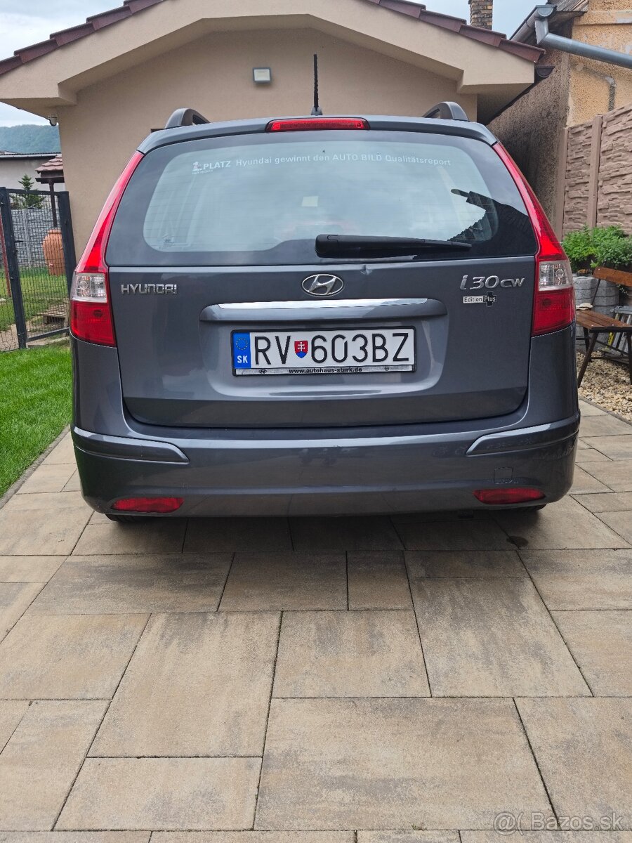 Hyundai i30 1.4 benzín - 2