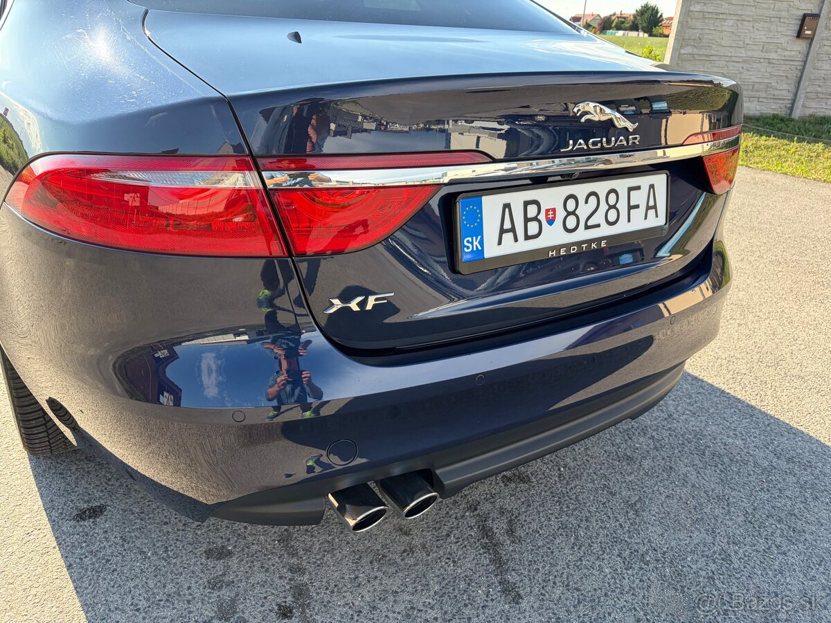Jaguar XF - 2