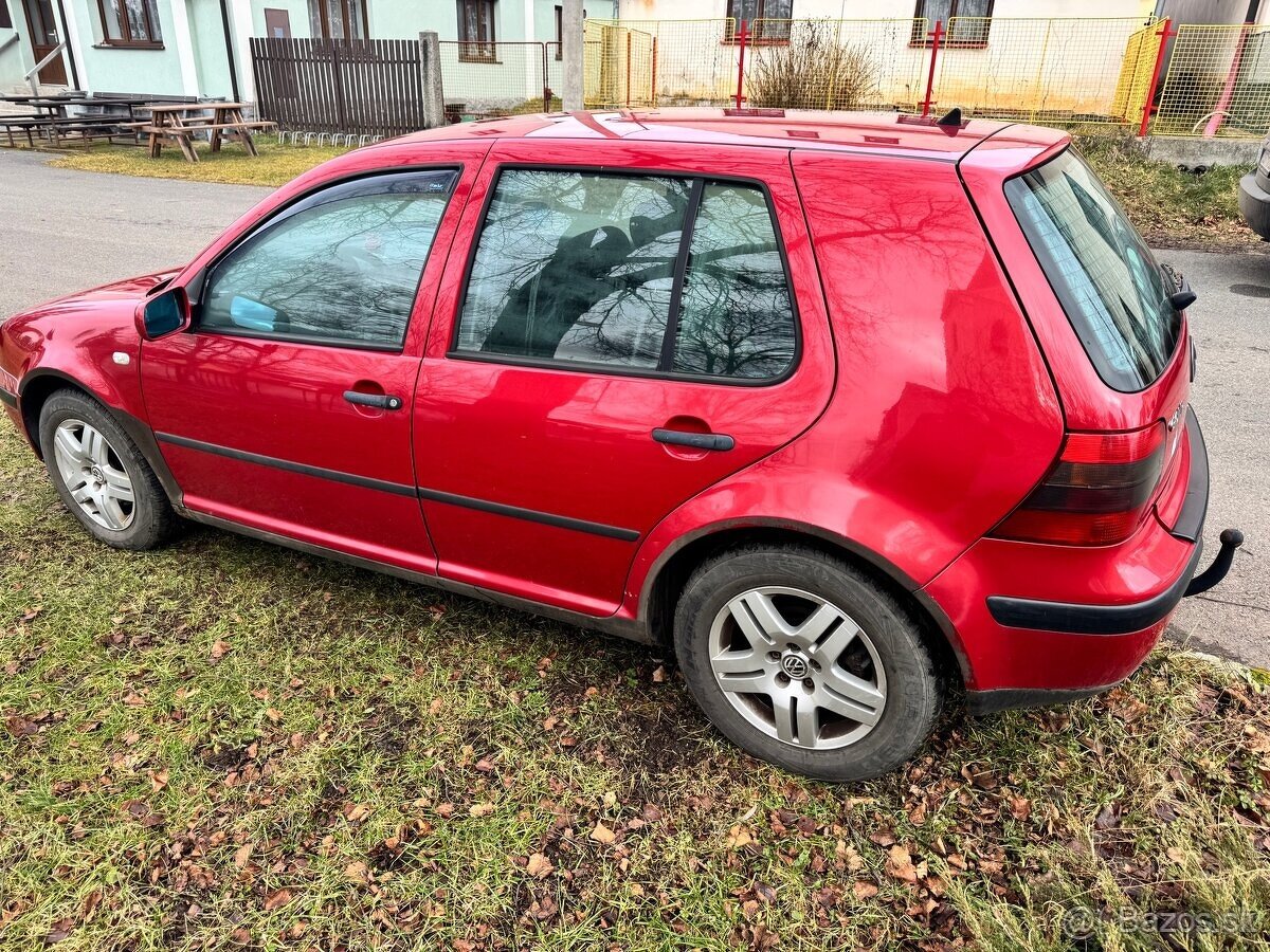 volkswagen golf 4 1,6 benzin 74kw rok výroby 2000 - 2