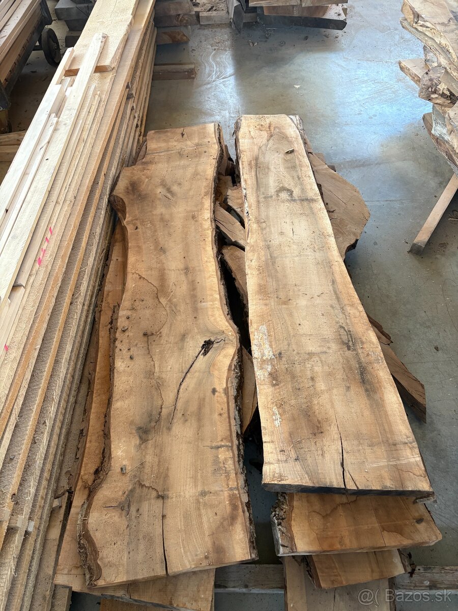 Vysušené orechové fošne, orech, 52 a 60 mm - 2