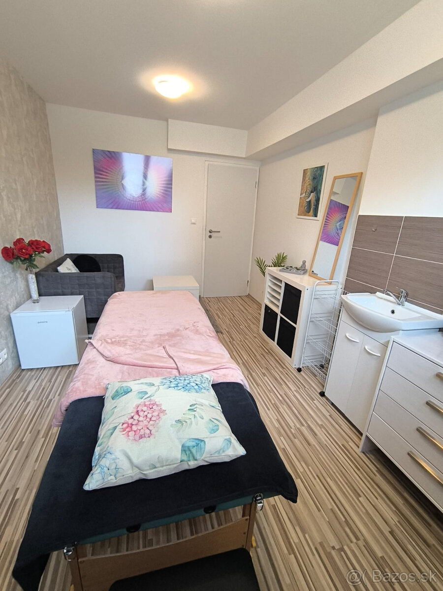 Prenájom priestoru v salóne - 2