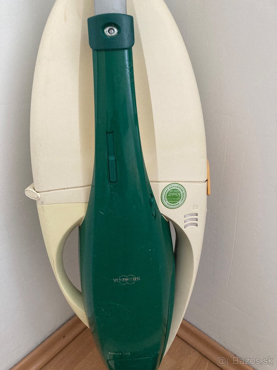 Vysávač Vorwerk 130 a tepovač - 2