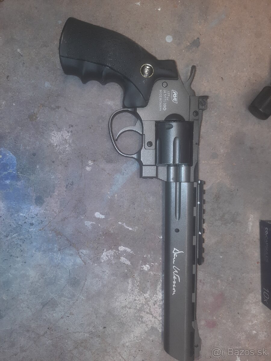 Revolver Dan Wesson 8" ASG - 2