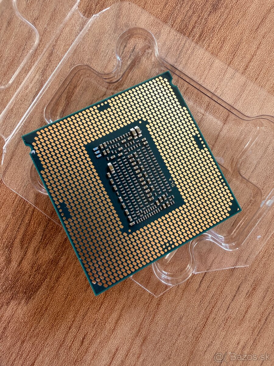 Procesor intel i7-9700 - 2