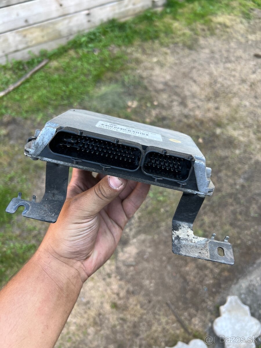 Riadiaca jednotka motora - 2