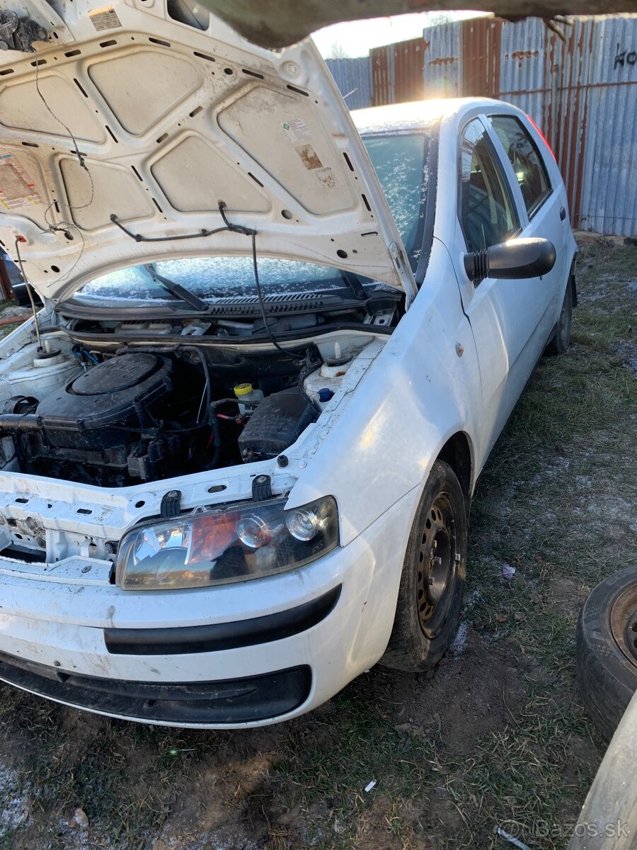 Rozpredam fiat punto - 2