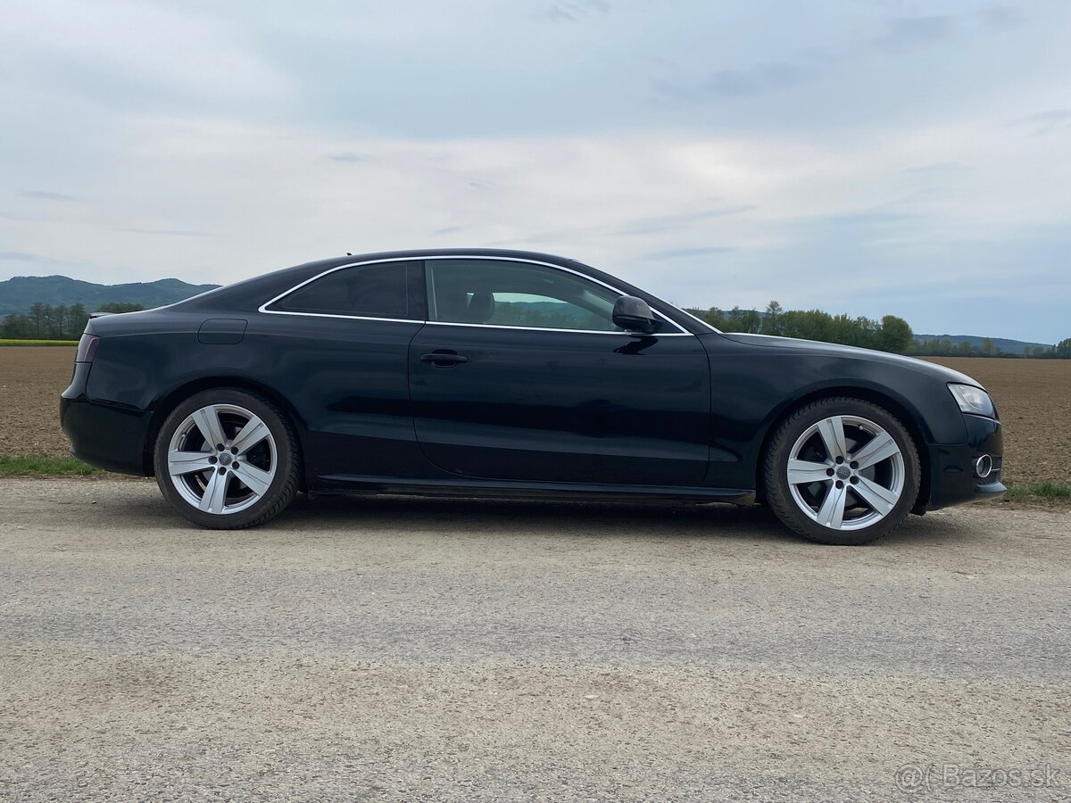 Audi A5 8T 2.0 TDi Quattro S-Line Coupé - 2