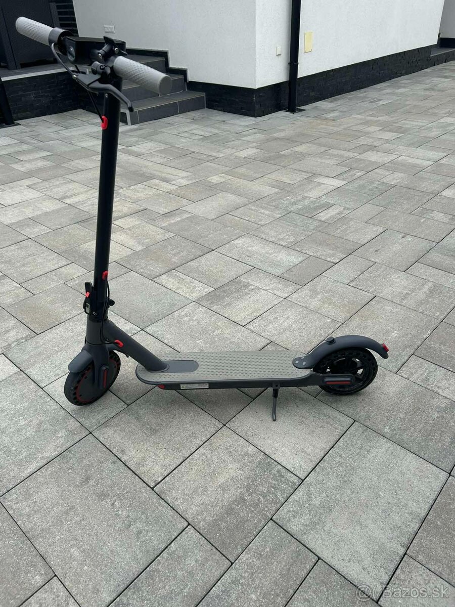 Elektrická kolobežka - 2