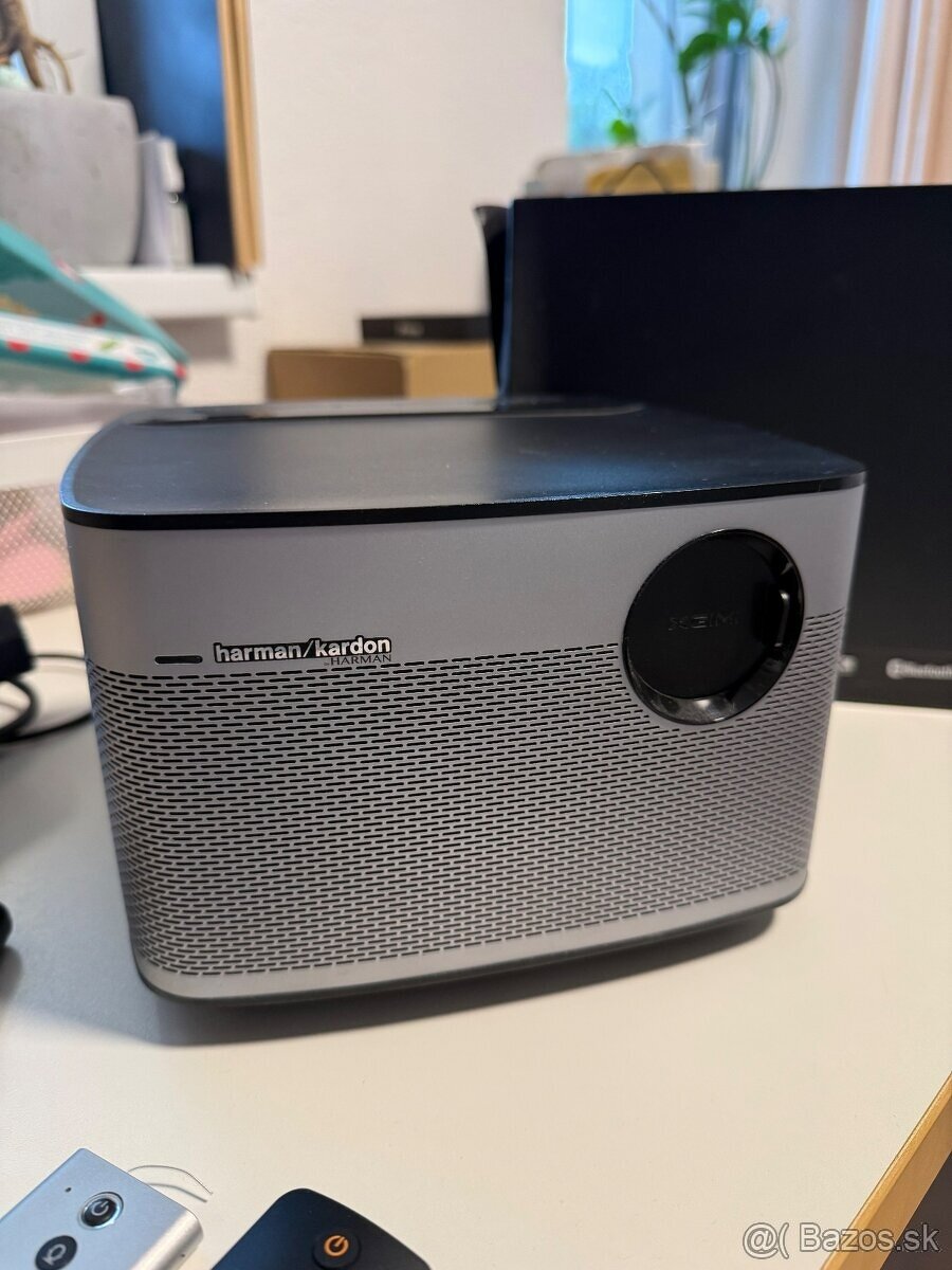 Predám projektor xgimi H1 - 2