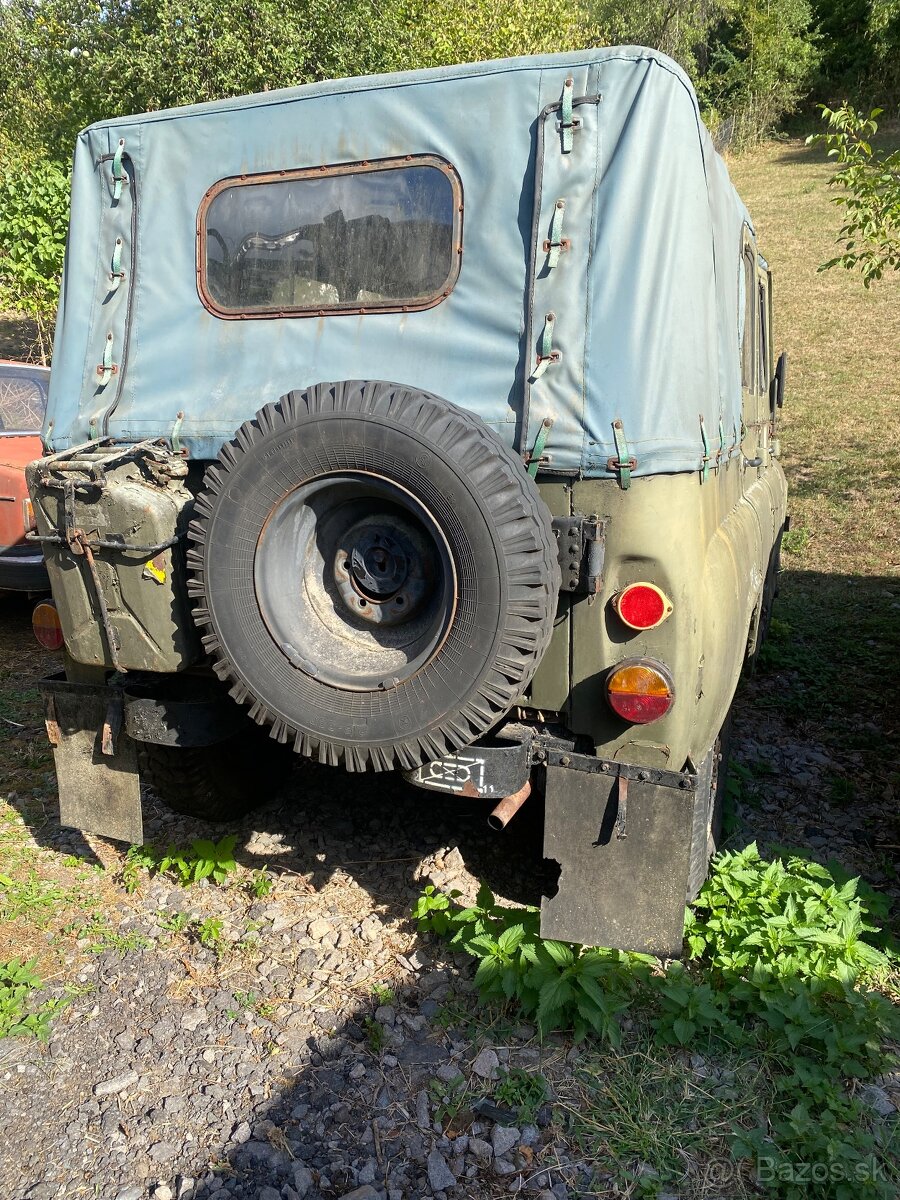 UAZ 469 - 2