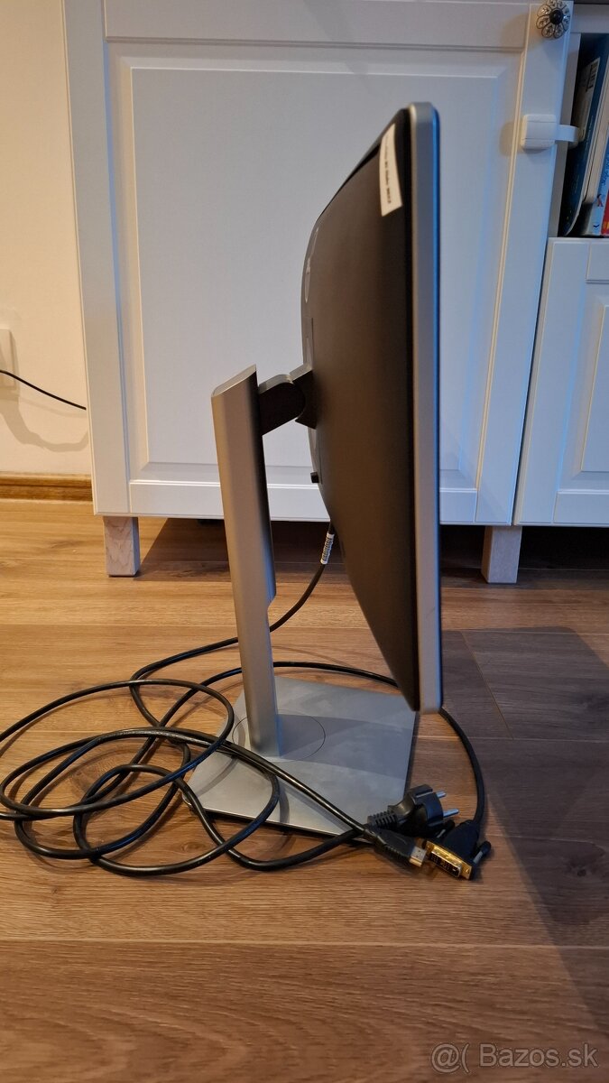 22 palcovy LCD monitor DELL P2214Hb - 2