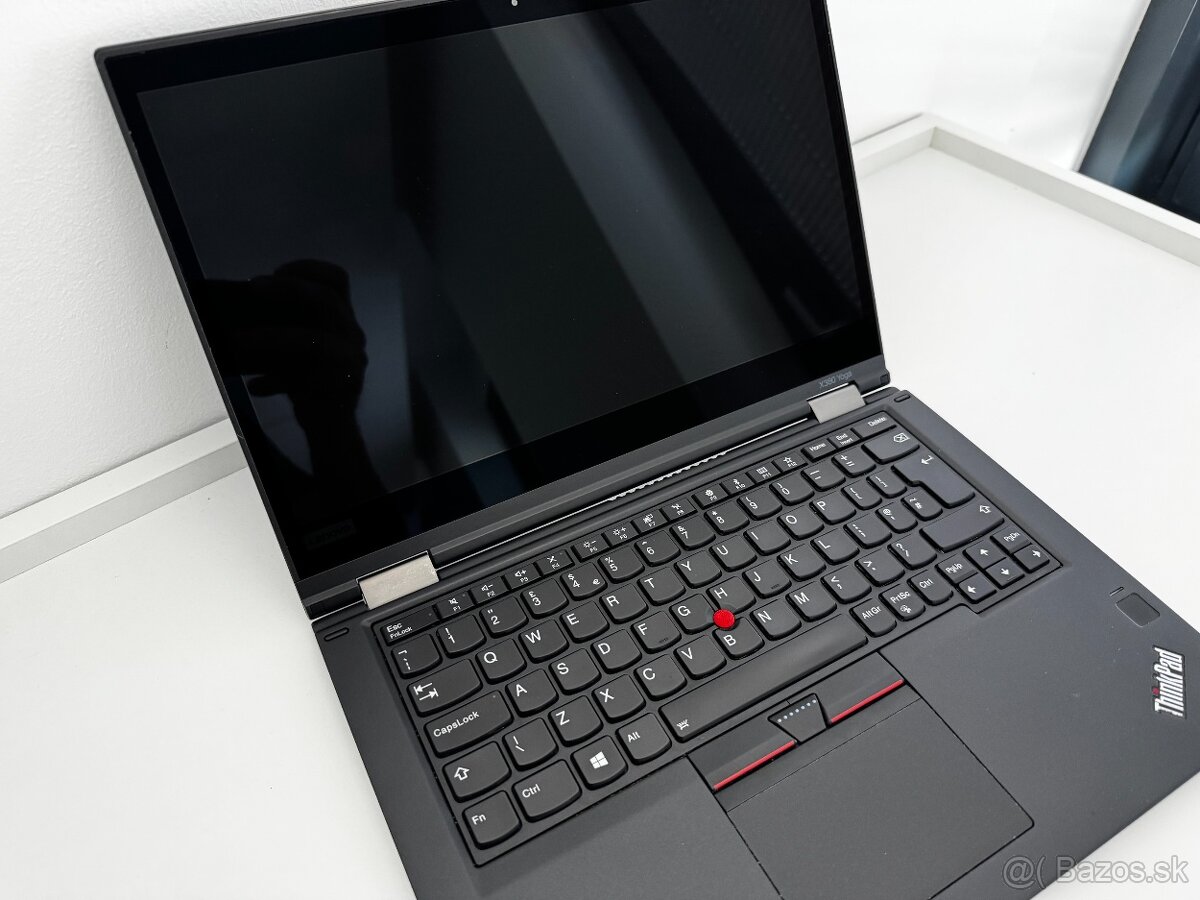 Lenovo ThinkPad X380 Yoga - 2