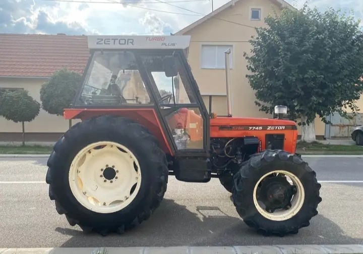 Predam traktor zetor 7745 TURBO - 2