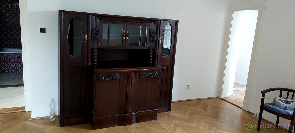 Prodám starožitný nabytek - 2