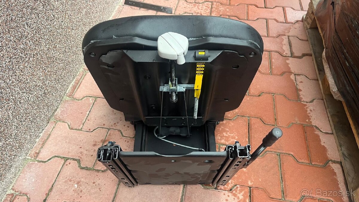 Traktorová sedačka GRAMER - 2