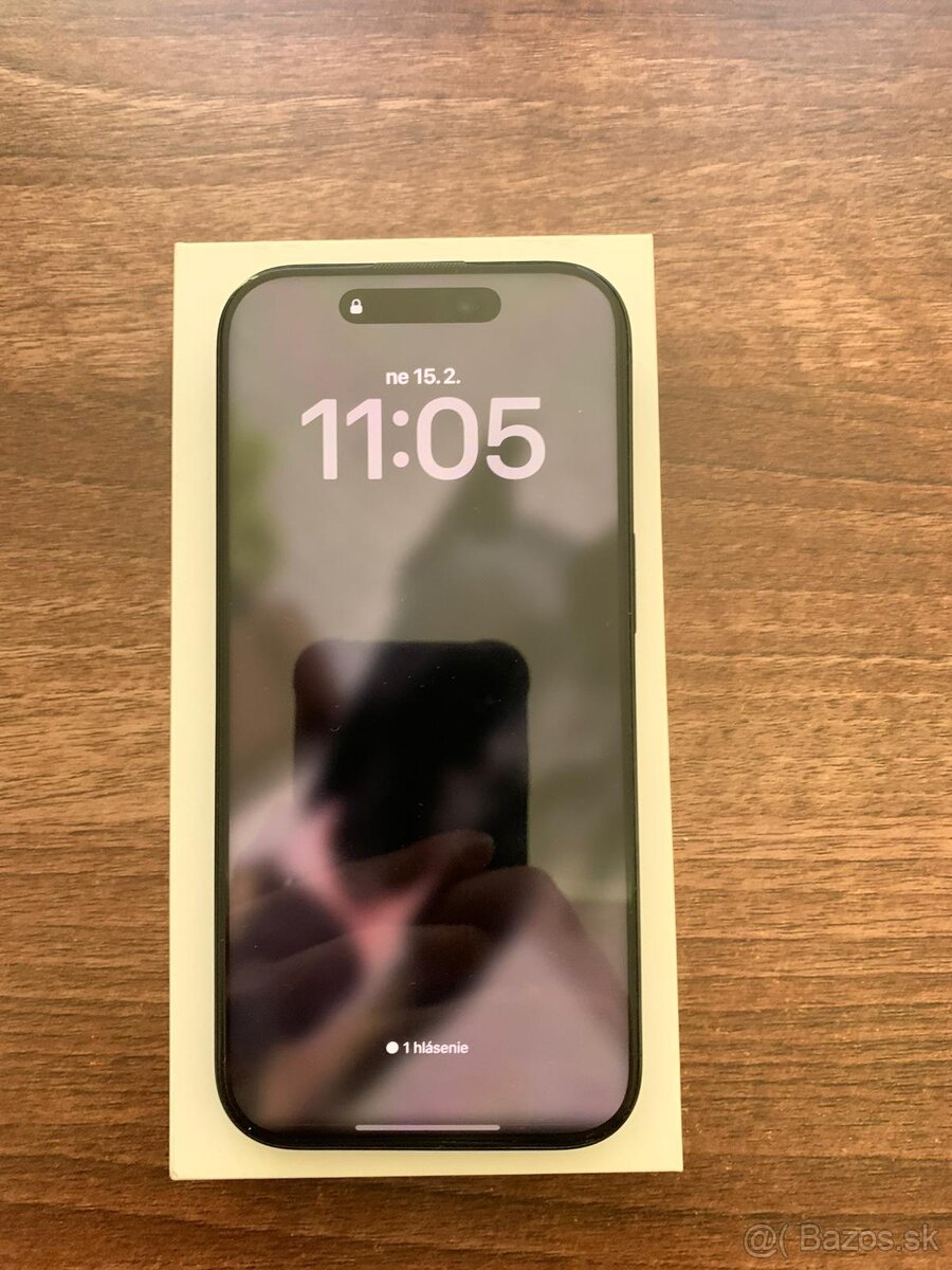 Apple iPhone 16 Pro 256GB Black Titanium - 2