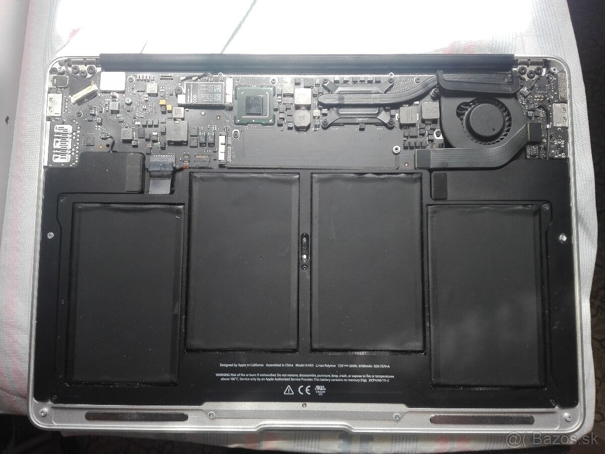 Apple MacBook Air.Mid 2011.A1369. EMC 2469. - 2