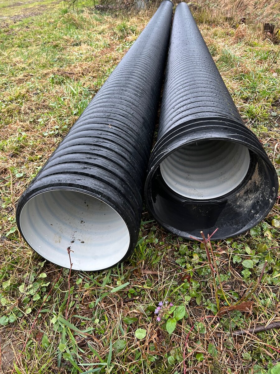 Predám koruguvane rúry DN250 - 2