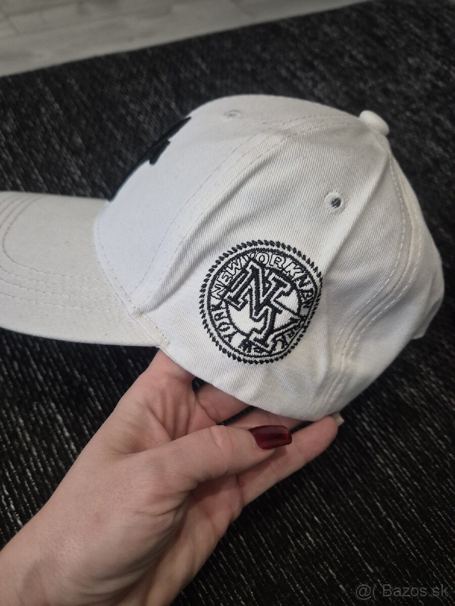 Šiltovka NY - 2