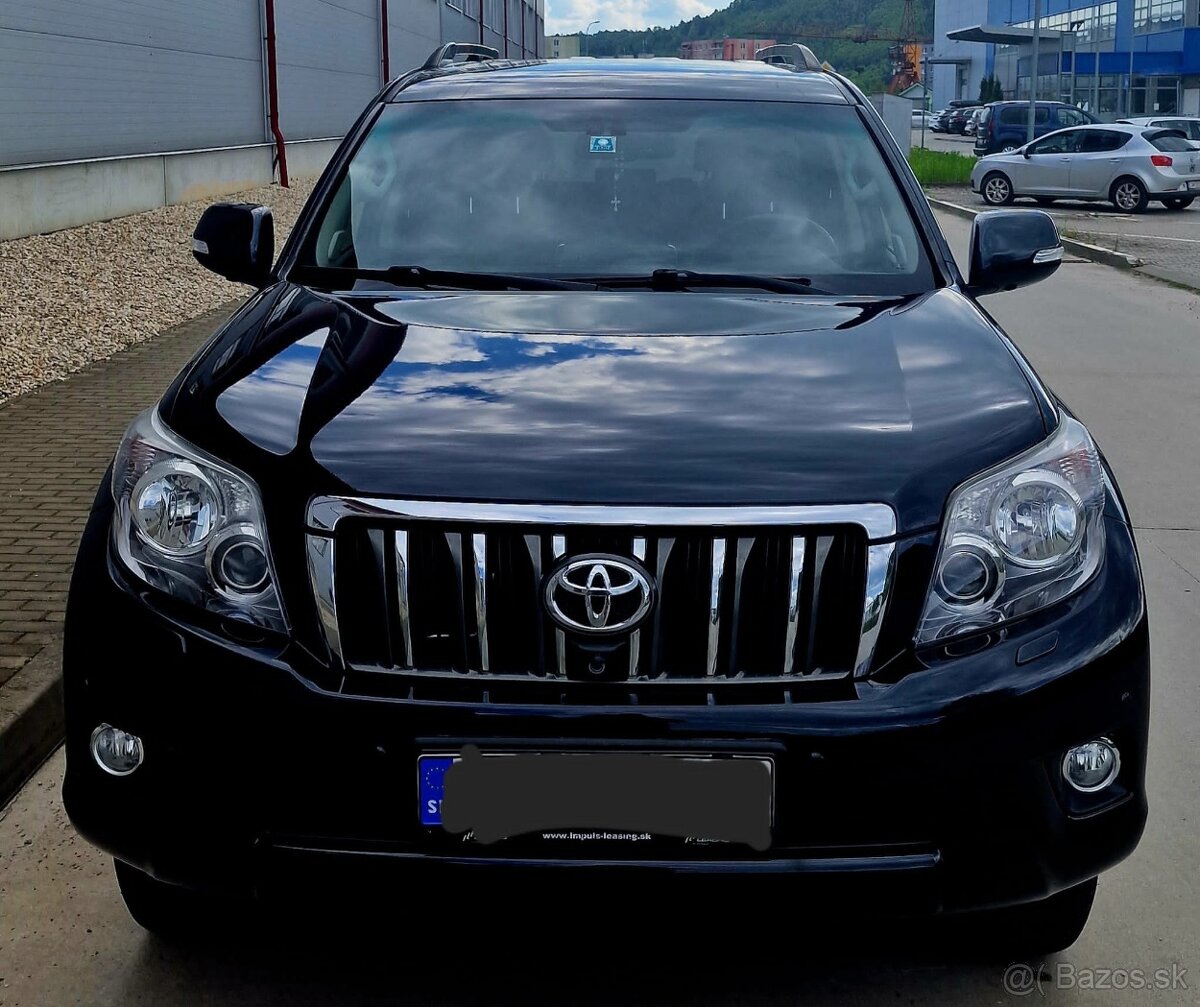 Toyota Land Cruiser 150 3.0 D-4D AT