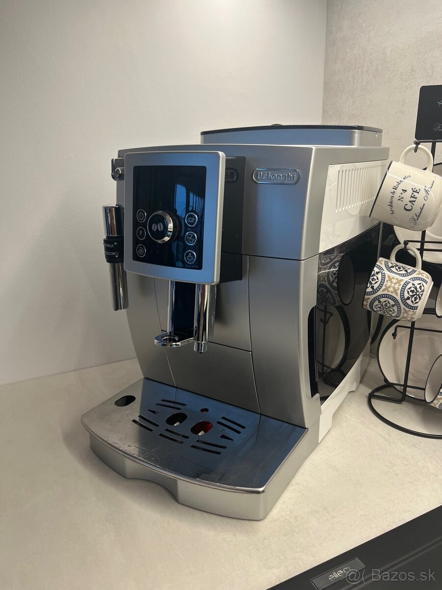 Delonghi kávovar - 2