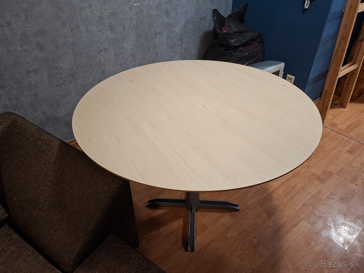 Predam stoly - 2