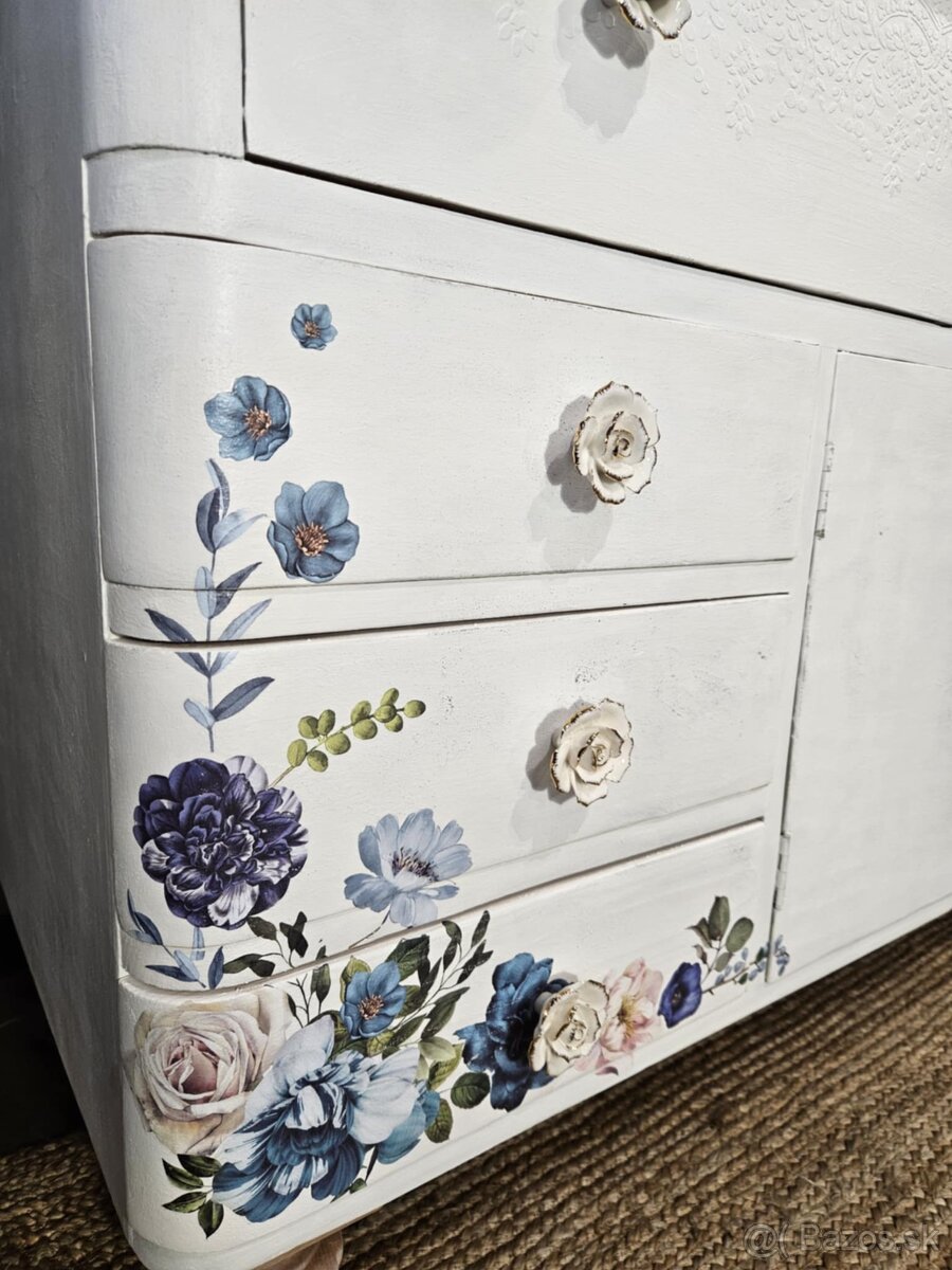 Staré umývadlo - komoda - 2