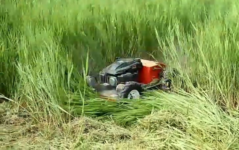 robotická kosačka diaľkovo ovládaná - 2