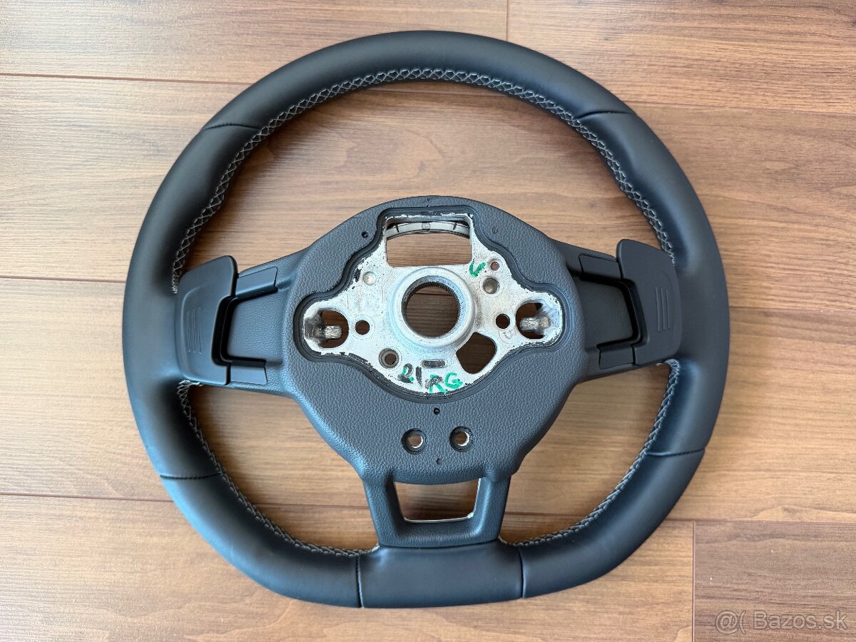 VW Tiguan 2 Volant - 2