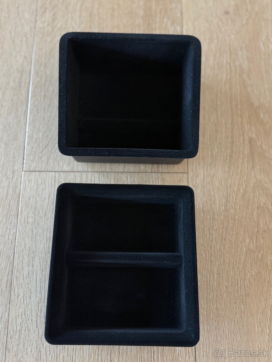 Tesla Y priehradka - 2