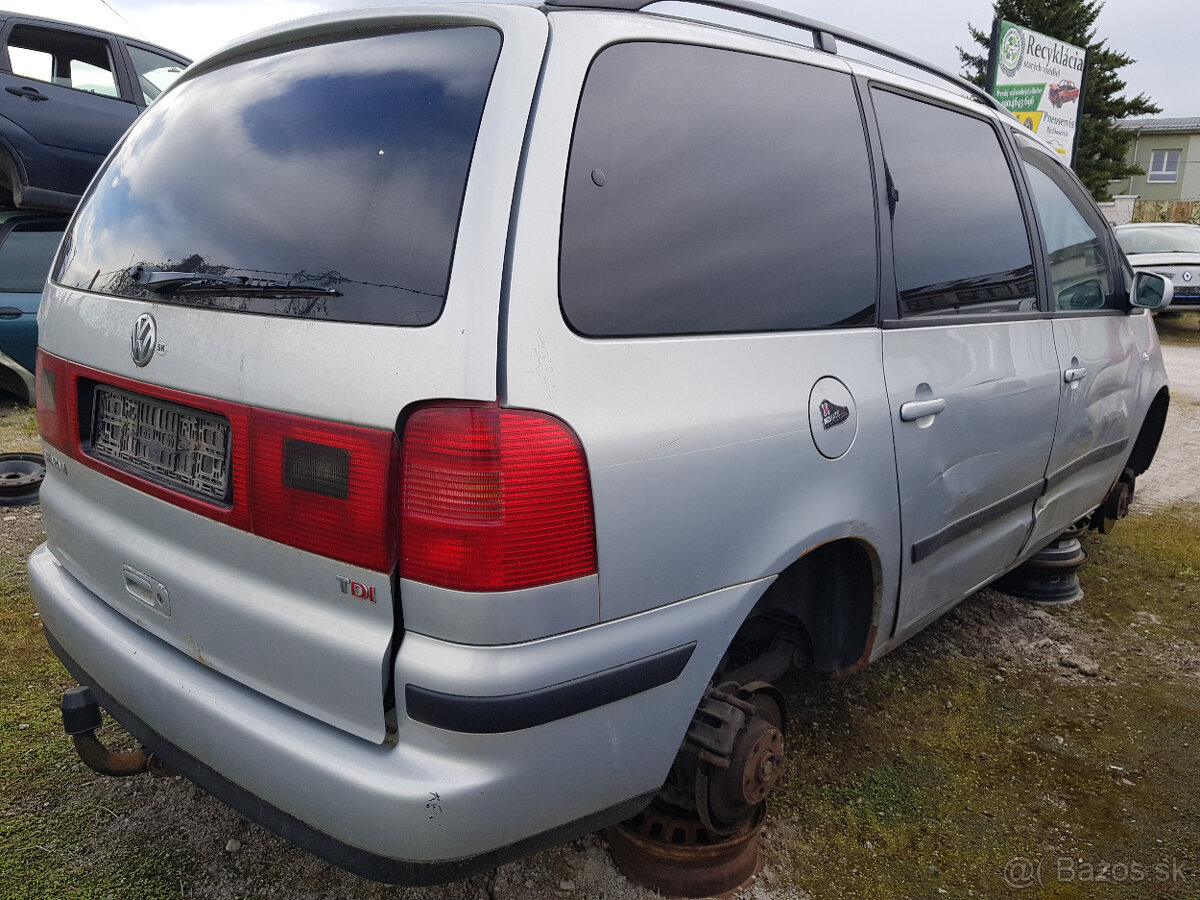VOLKSWAGEN SHARAN 1,9D 85KW RV.2002 - 2