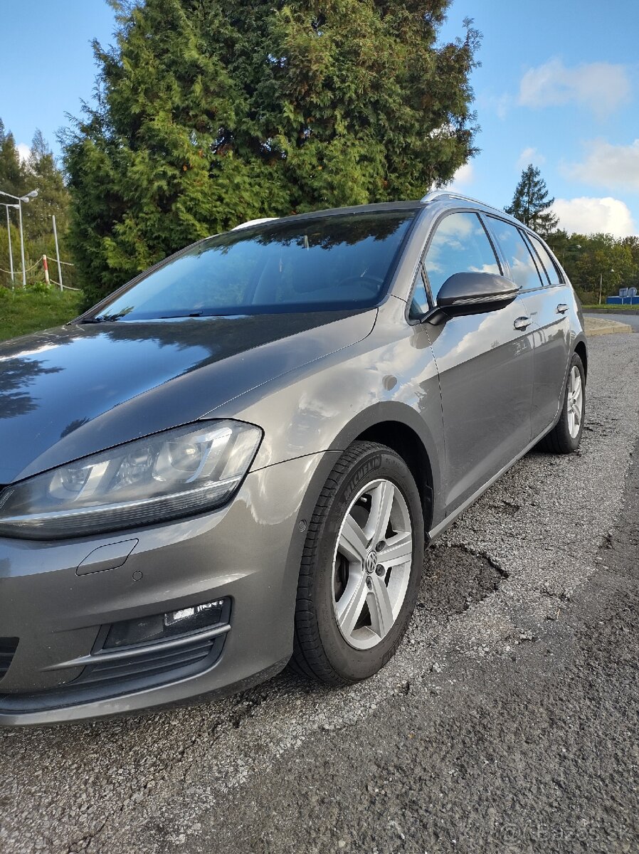 Auto VW Golf 7 combi - 2