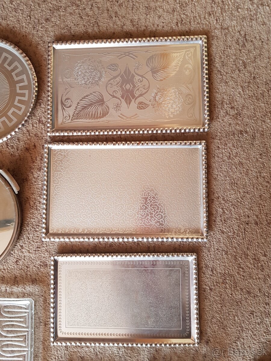 Retro sklenene tacky, podnosy - 2