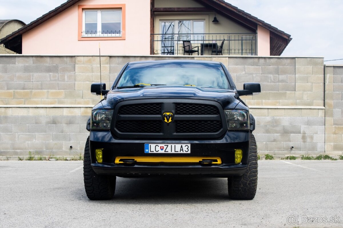 Dodge RAM 1500 5.7 HEMI