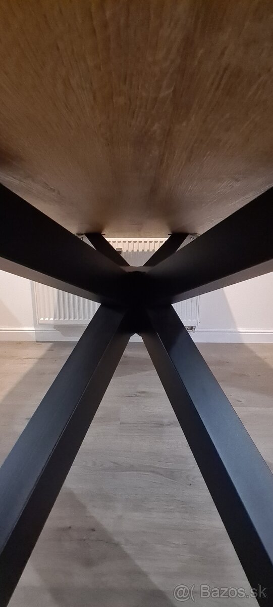 Stolova podnoz x - 2