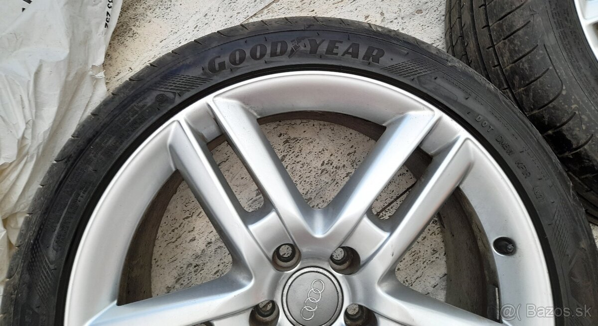 Predám sadu letných kolies oroginál AUDI: originálne hliníko - 2