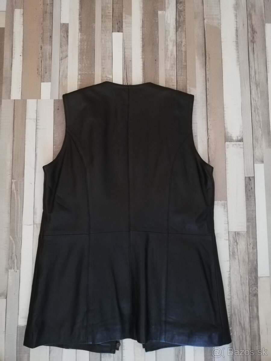 Čierna kožená vesta - 2