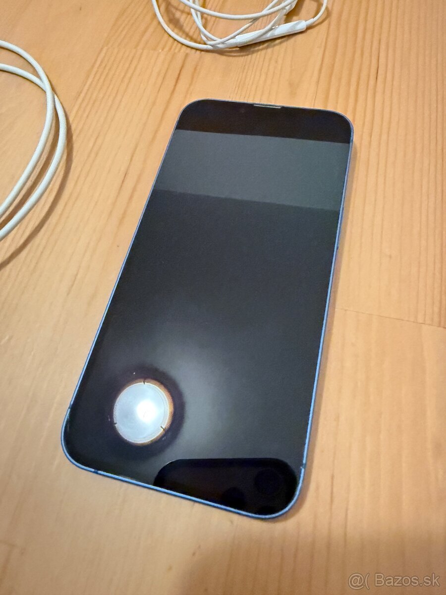 Predám iPhone 13 256GB modrý - 2