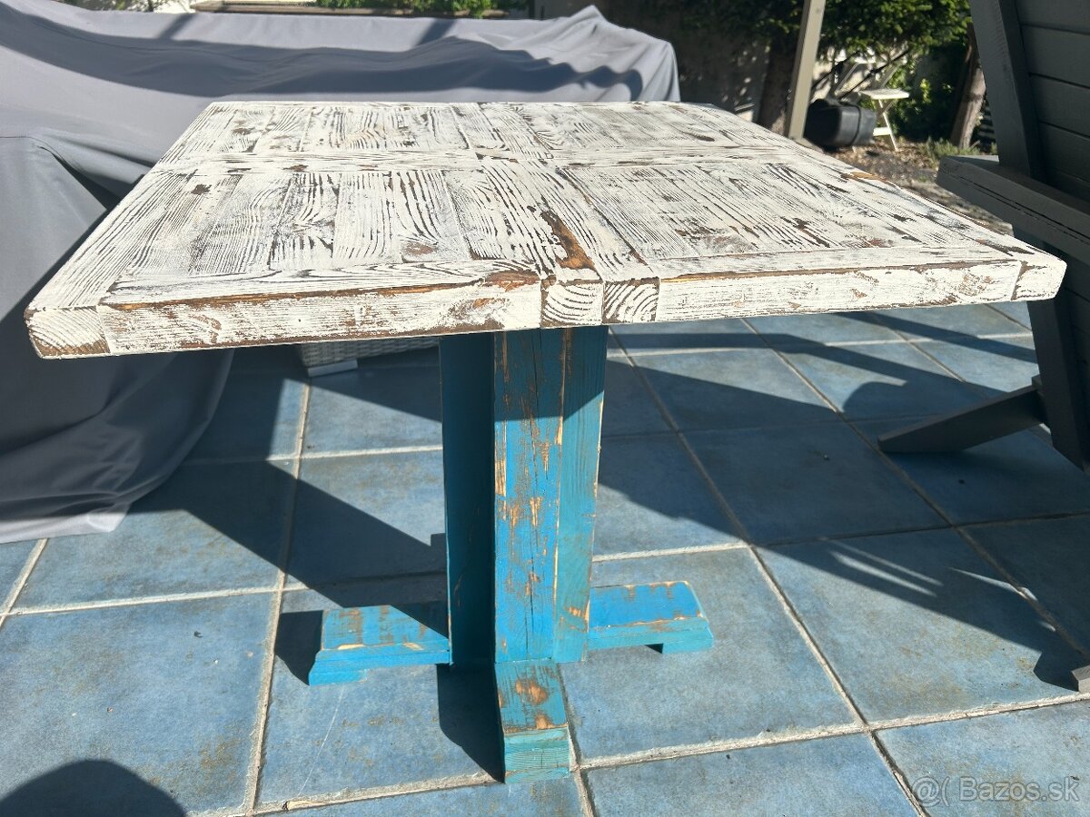 Stôl v štýle vintage - 2