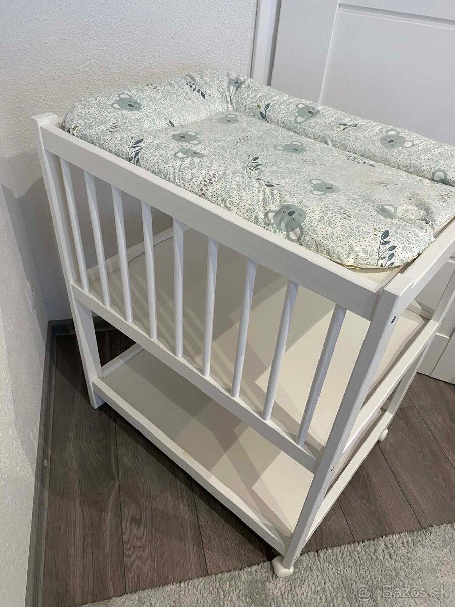 Prebaľovací pult - 2