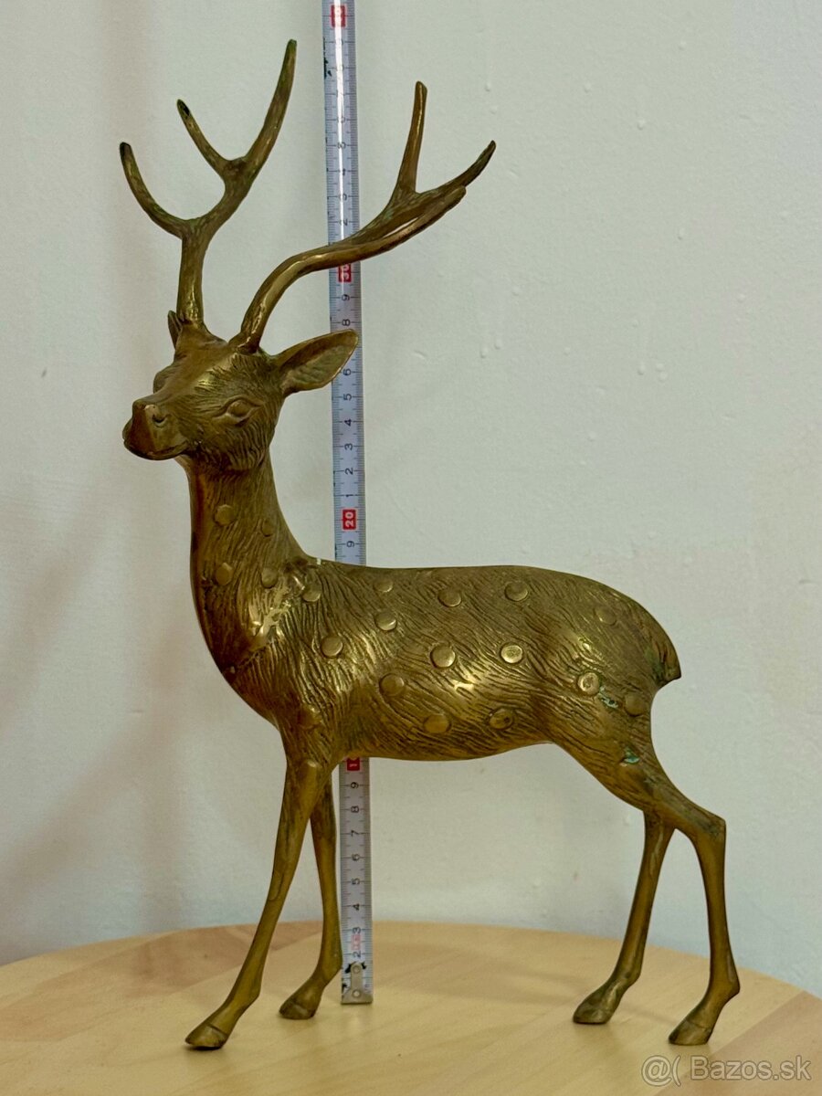 Jeleň soška - 2