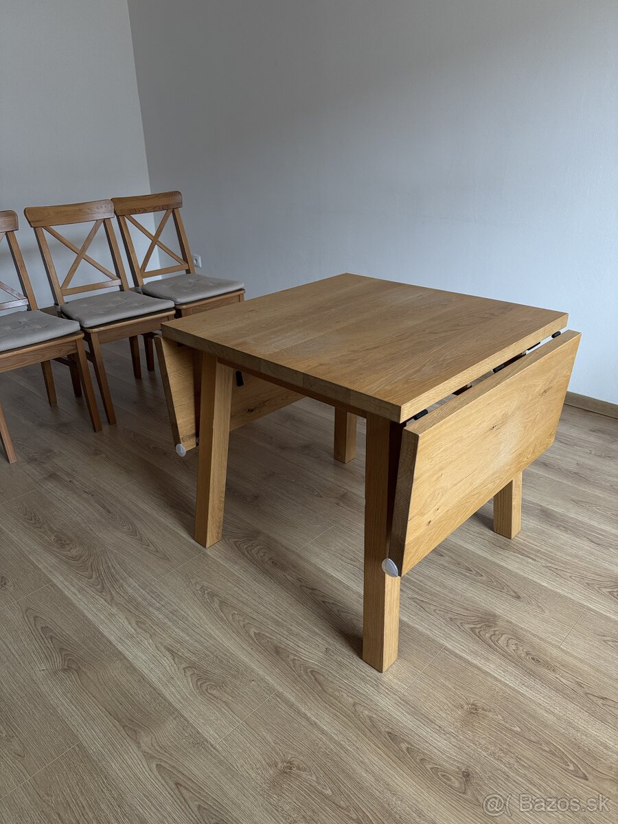 Stôl a stoličky - 2