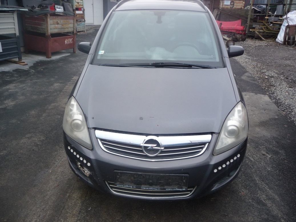 Opel Zafira B.........................nahradne diely - 2