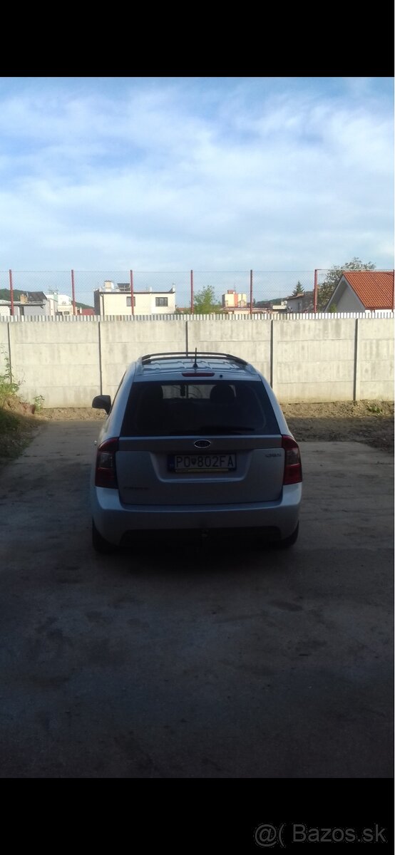 Predám Kia Carens – pokazený motor - 2