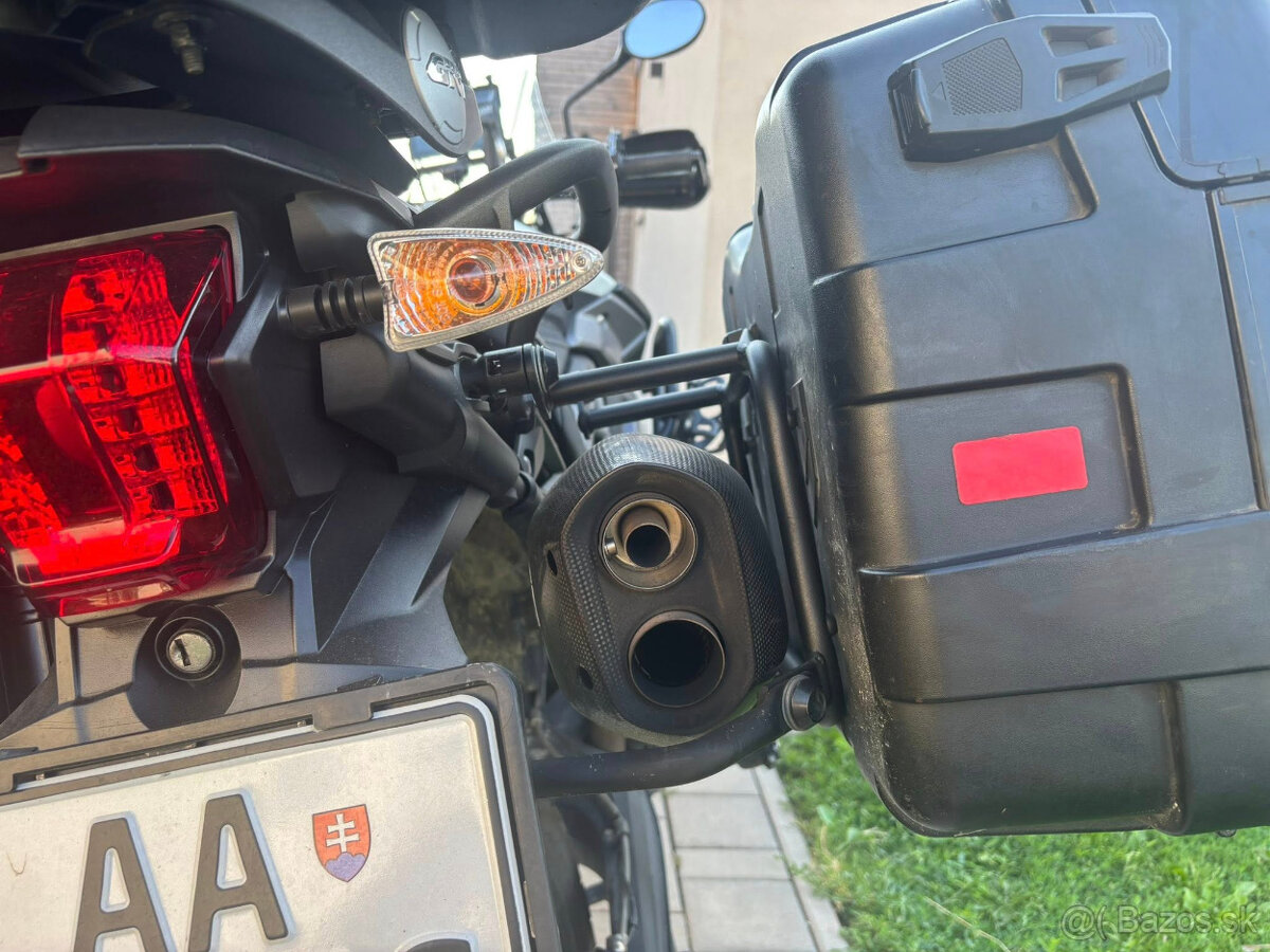 GIVI - Kufre a držiaky - 2