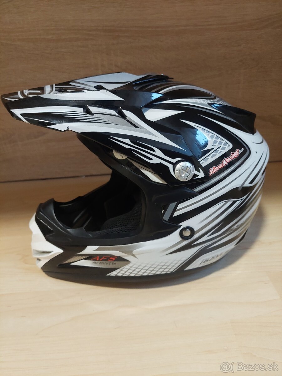 Motocross prilba MT - 2
