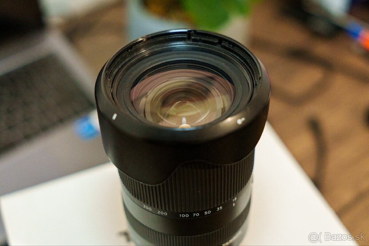 Tamron 18-300 f3.5-6.3 pre Sony E APCS - 2
