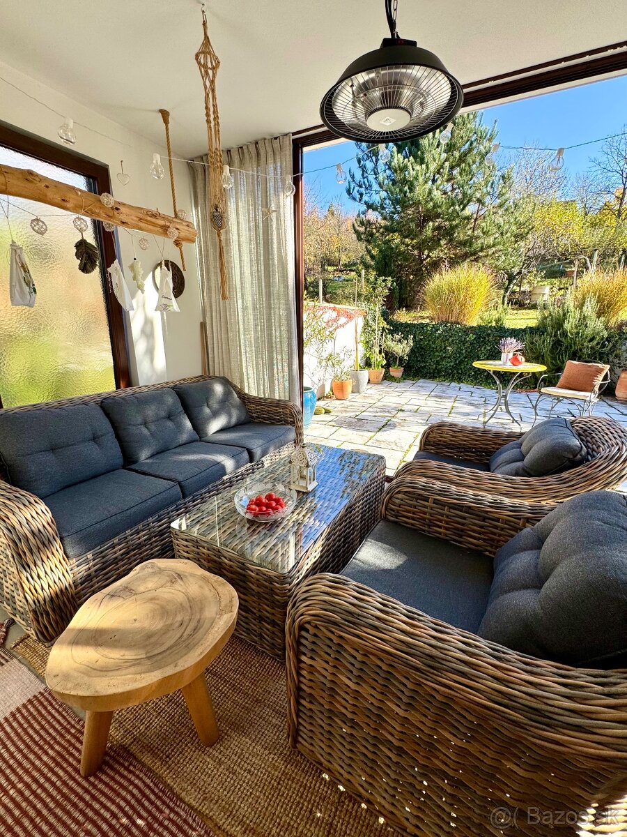 Predám krásnu ratanovú sedaciu súpravu - 2